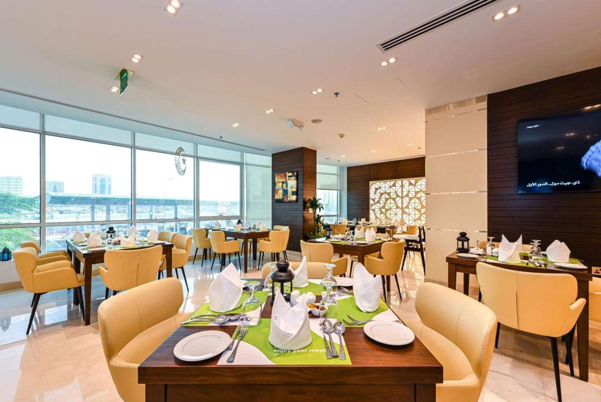 Ramada Encore Doha By Wyndham Eksteriør billede