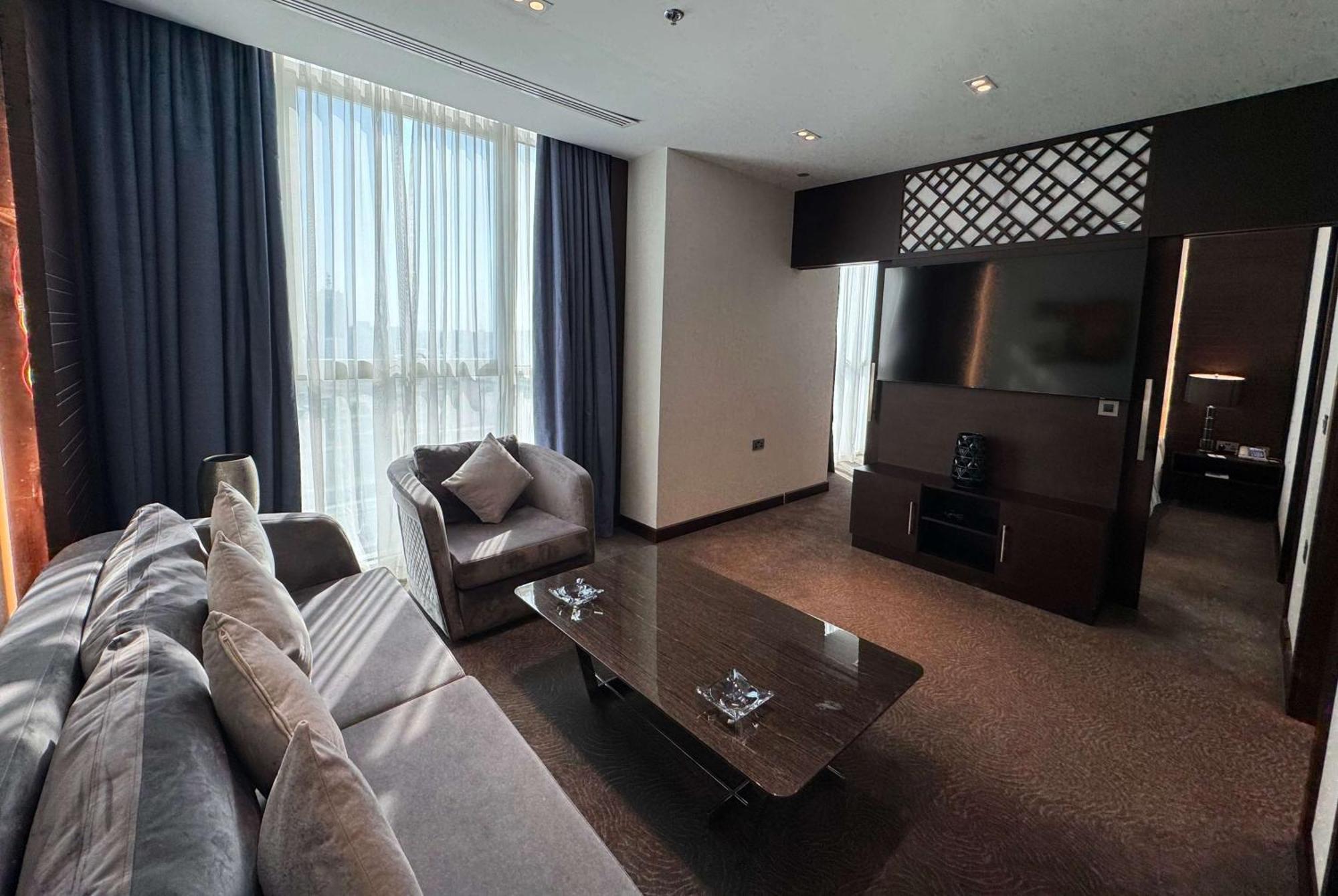 Ramada Encore Doha By Wyndham Eksteriør billede